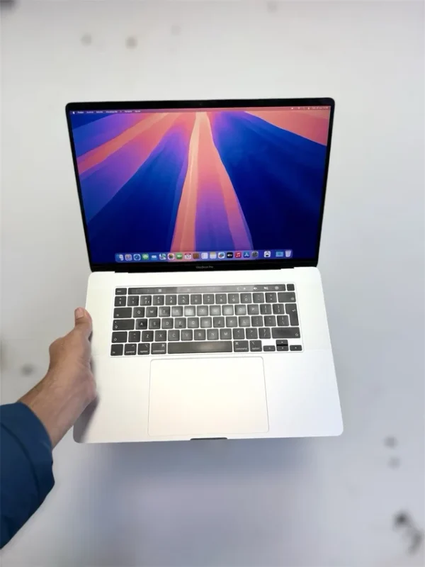 Macbook Pro 16 i9 1TB